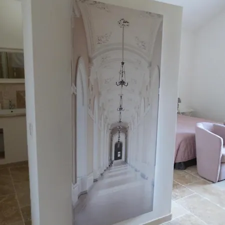D'hotes Le Plassalou Bed and breakfast