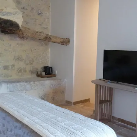 D'hotes Le Plassalou Couette-café Esclauzels